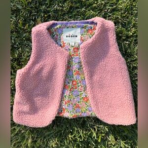 Mini Boden vest 5-6yrs